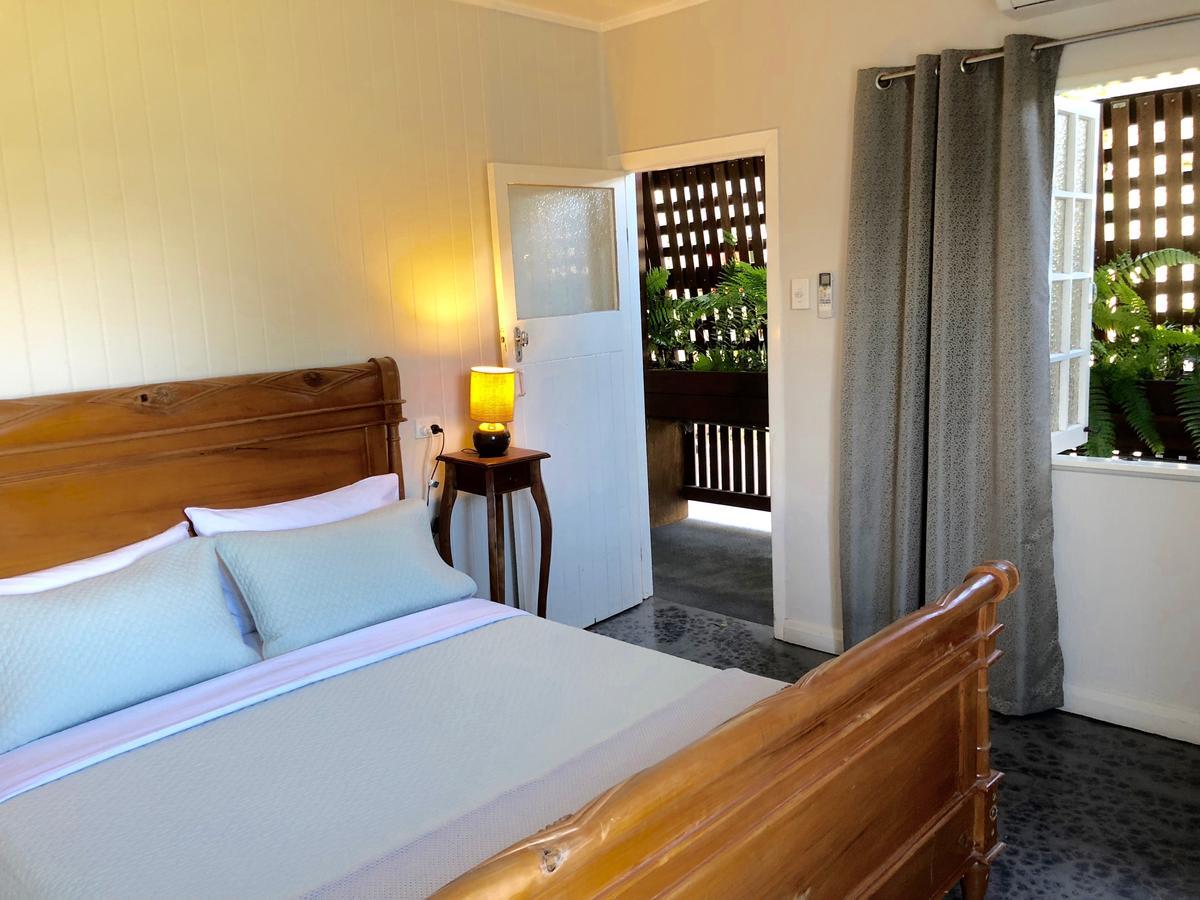Aparthotel Five 3 Five Urangan Zimmer foto