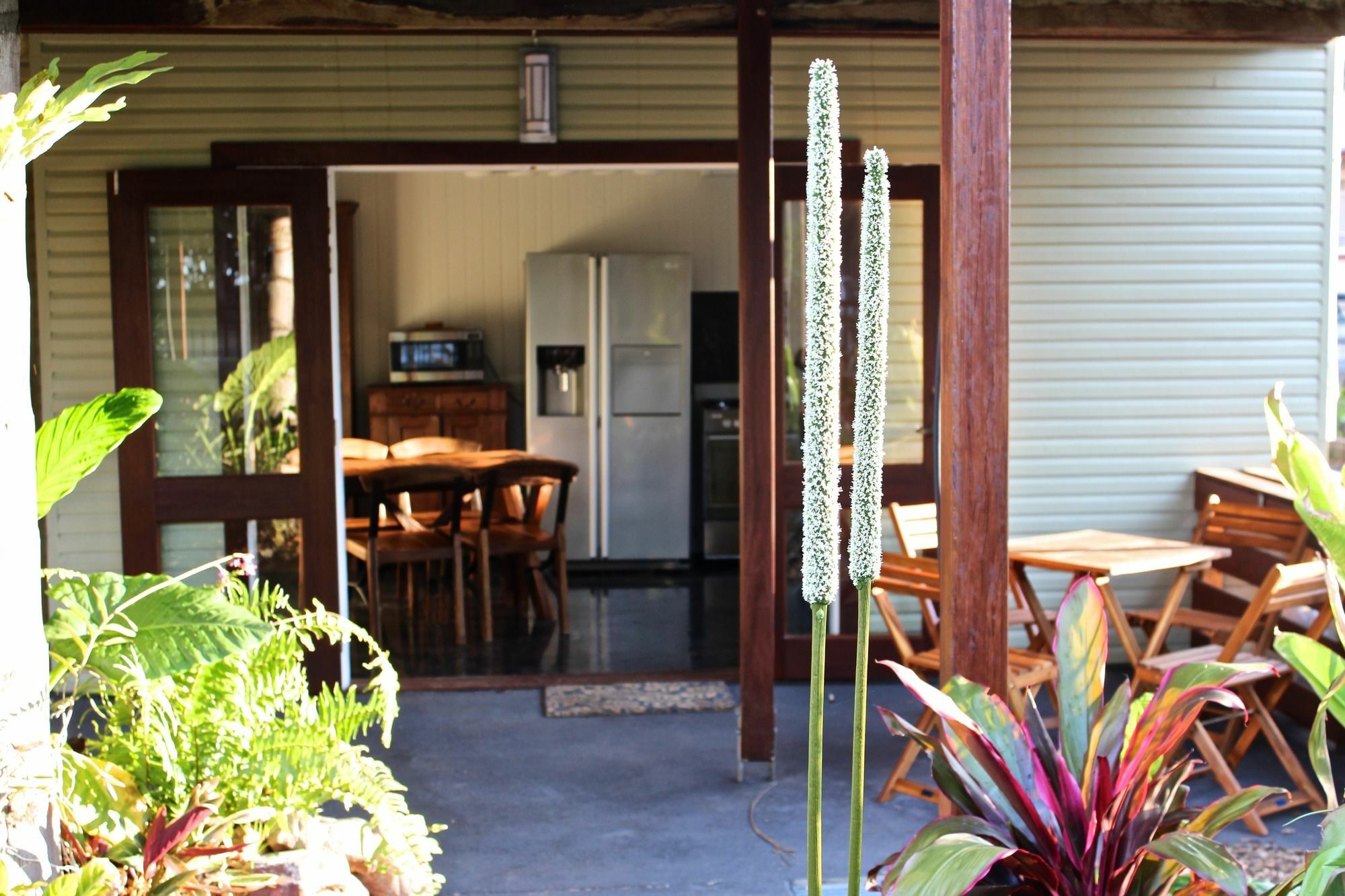 Aparthotel Five 3 Five Urangan Exterior foto